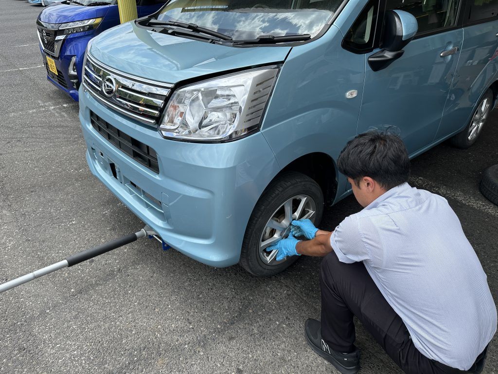 一瞬でタイヤ交換(*’▽’)