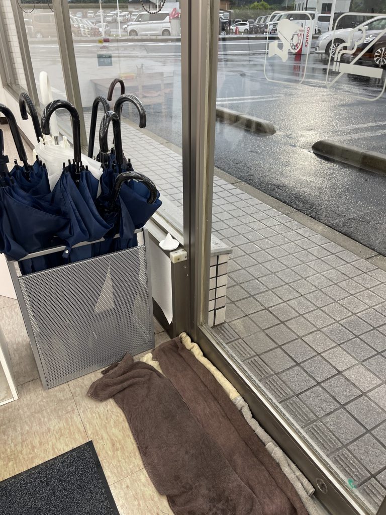 ☆早くやんでおくれぇ☆