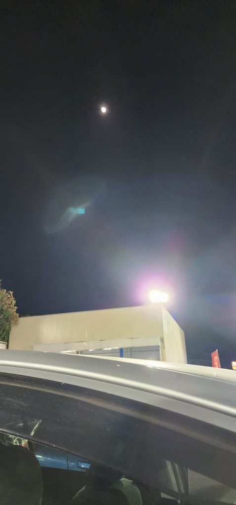 冷えてます…。