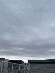 ☆今にも・・・🌂☆