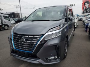 新しい車が入荷しました！