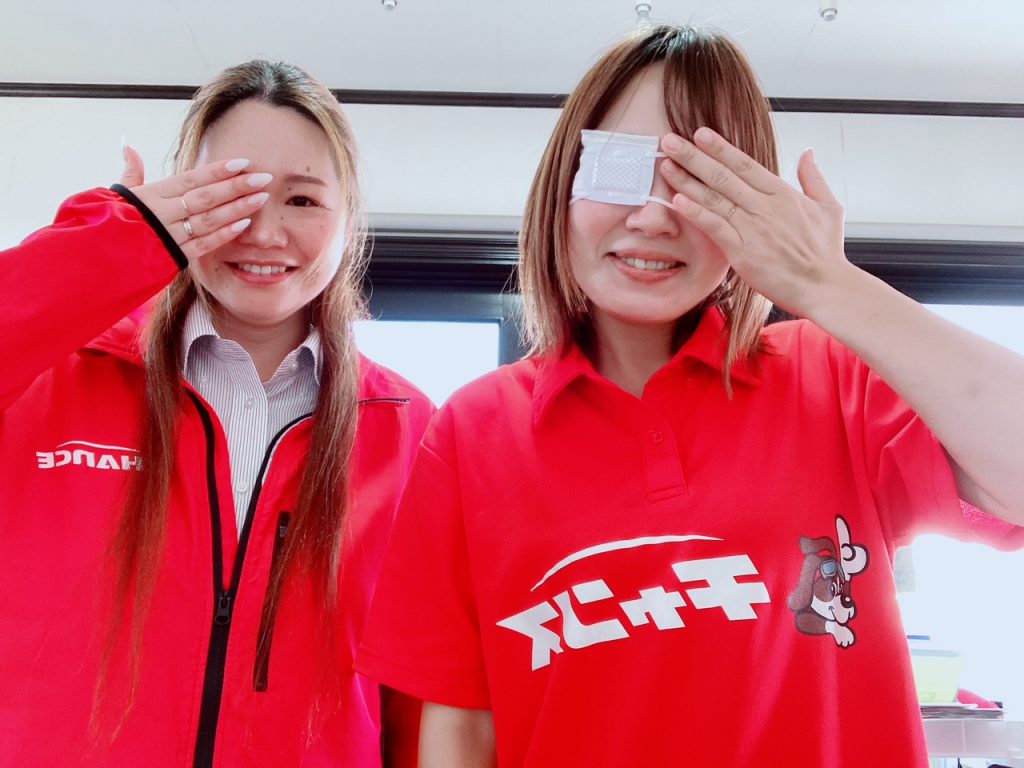 眼帯記念撮影📸