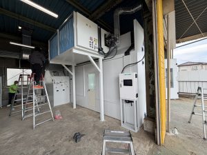 🚗✨ 八街第二鈑金工場に新設備導入 ✨🚗