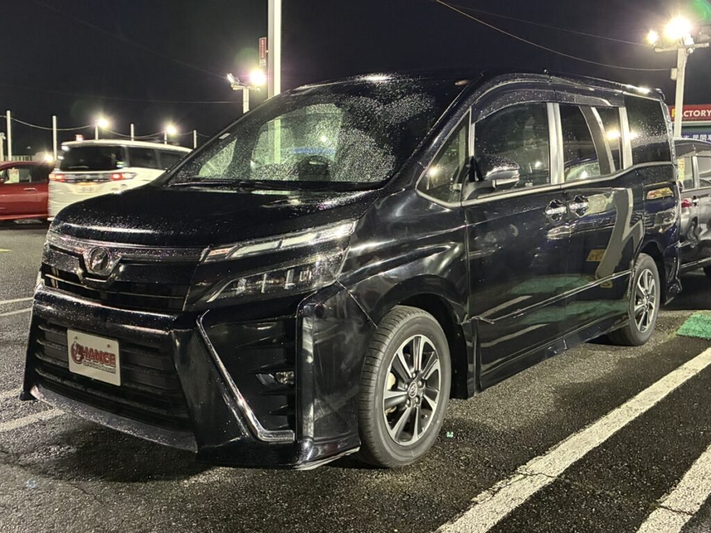 ミニバン入庫🚙