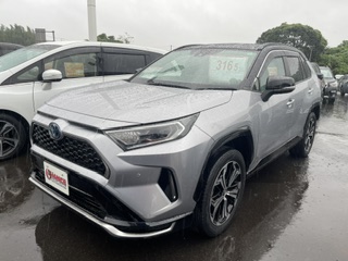 大人気RAV4をご紹介！