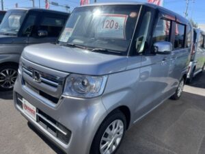 ホンダのモンスターマシン「N-BOX」をご紹介！